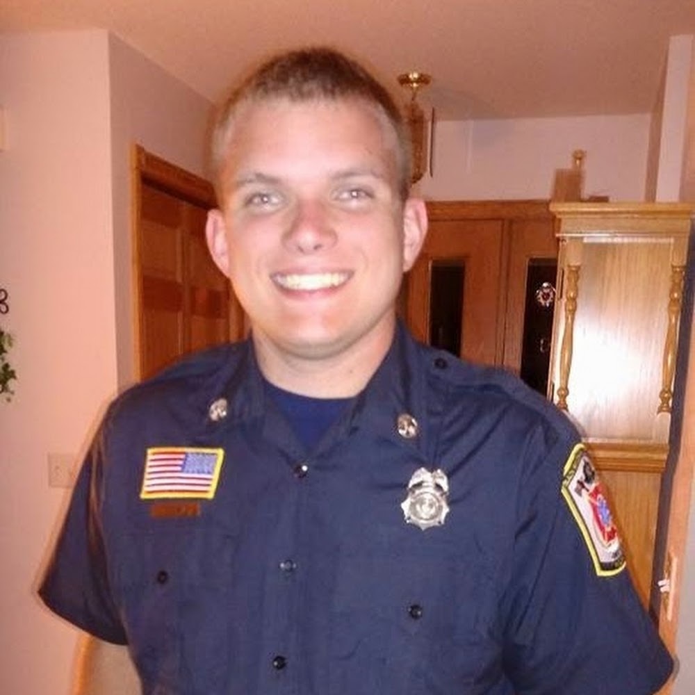 Meet your Posher, Dominic